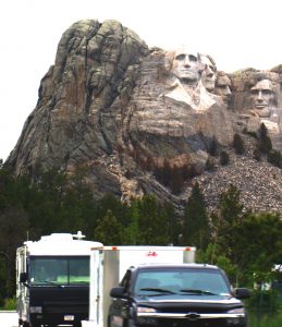 mount-rushmore-roadtrip-usa