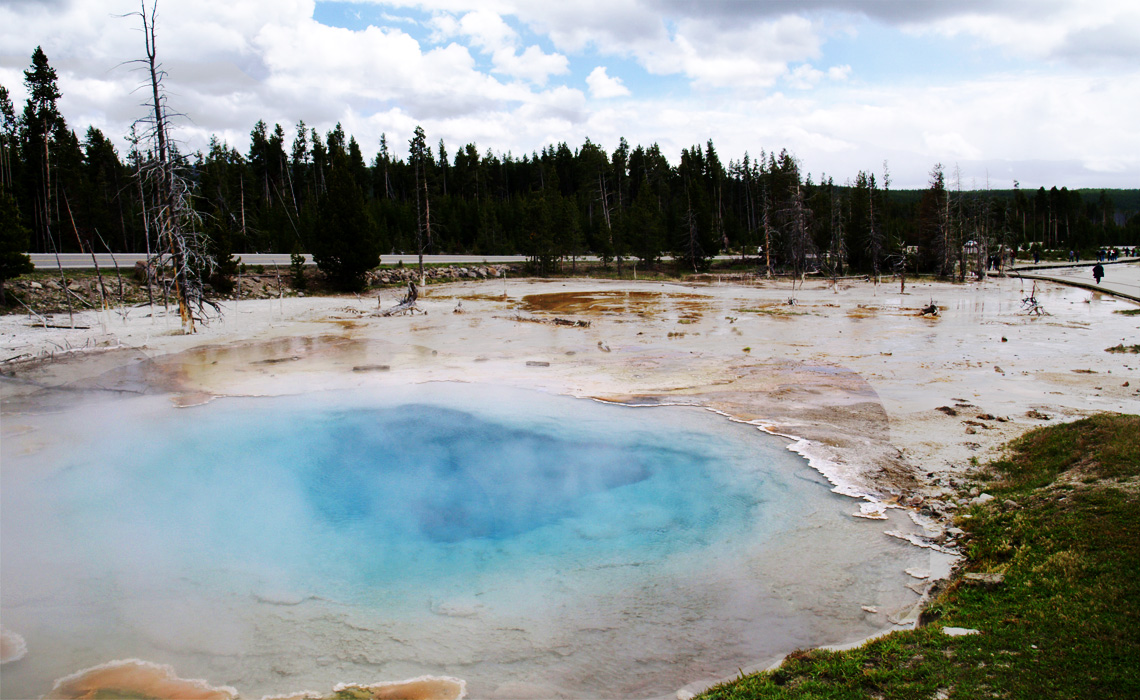 yellow-stone-national-park-usa